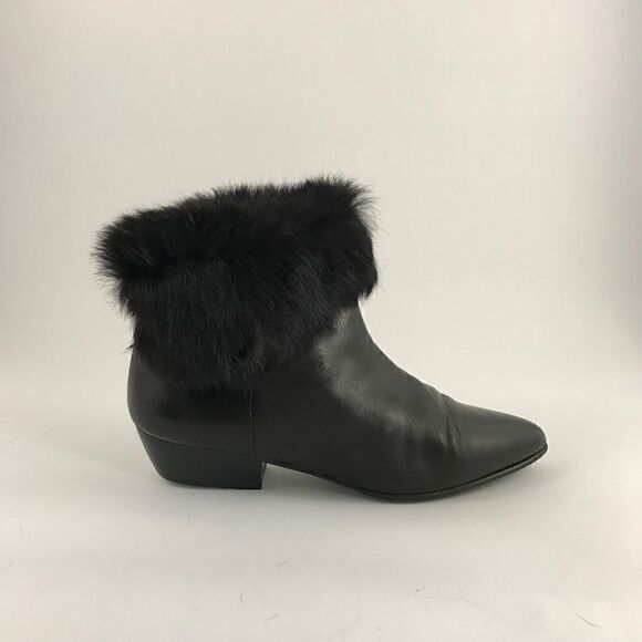 Fur-Lined Pointy Blk Leather Booties w/Bow at Back - Picture 5 of 8